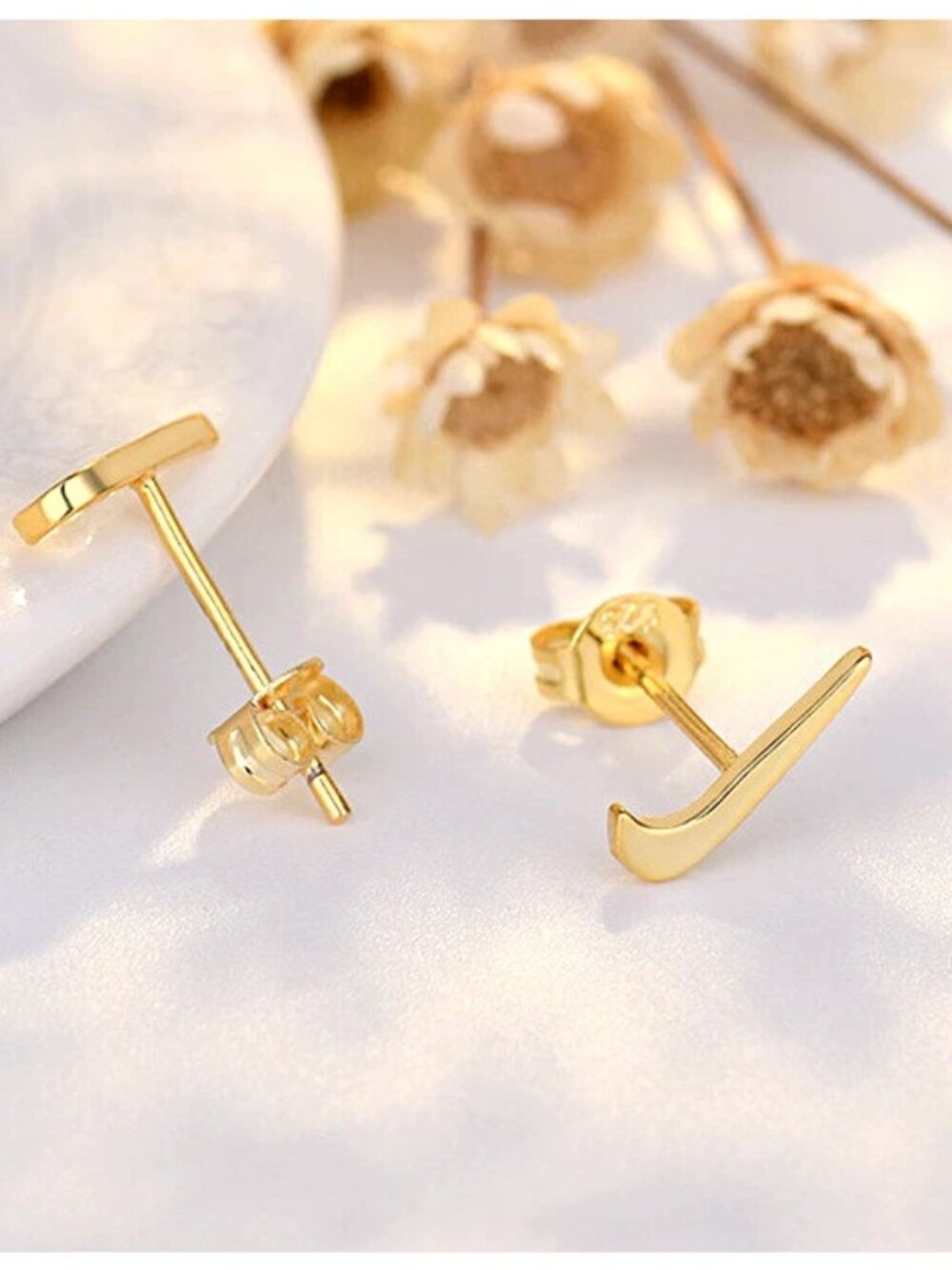 Nike Swoosh Earrings - Tiny Swoosh - Gold Studs - Y2K - Unisex